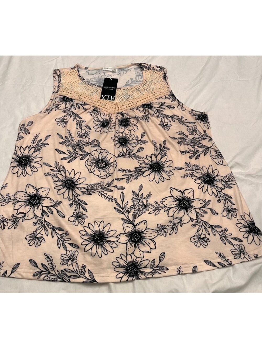 XIEERDUO Women’s XL Floral Sleeveless Top Blush Pink Lace Crochet NWT